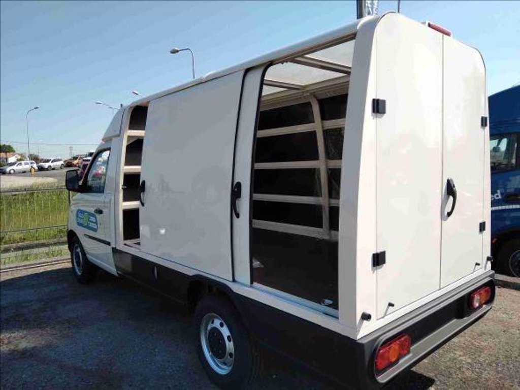 PIAGGIO porter NP6 LPG long range 3070 chassis Plus