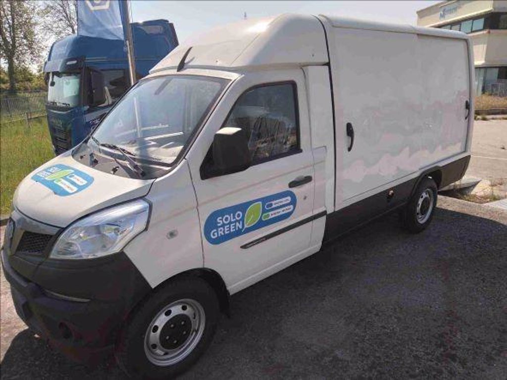 PIAGGIO porter NP6 LPG long range 3070 chassis Plus