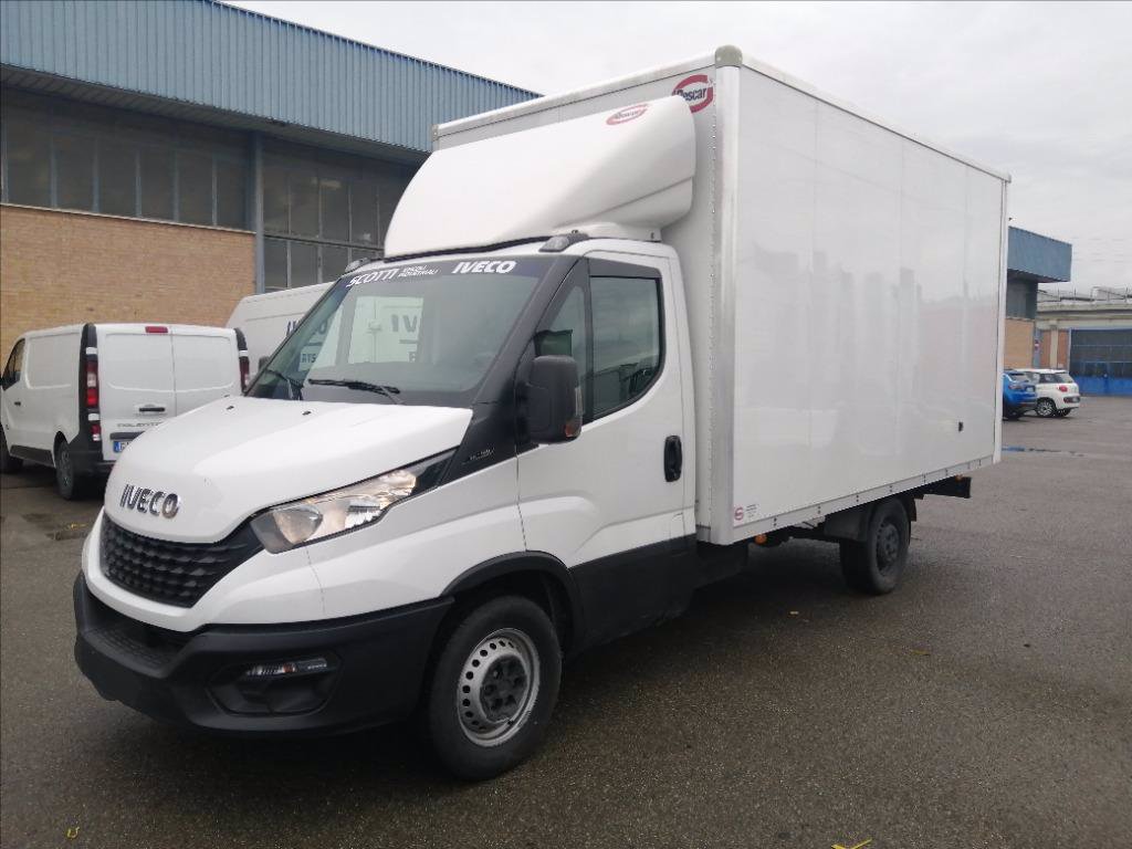 IVECO daily 35 S14S 3750 cab.