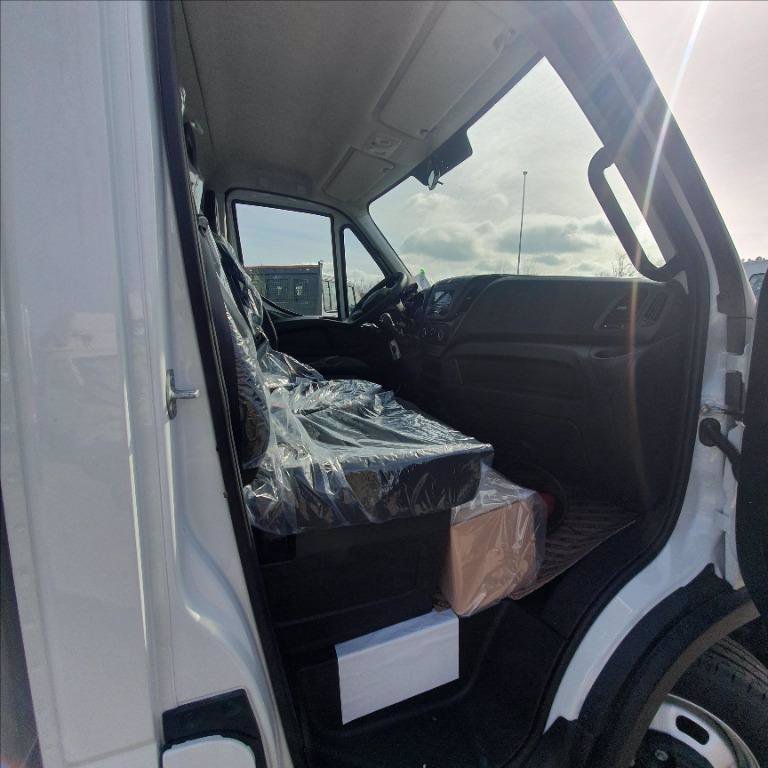 IVECO Daily 35 C16H3.0 3450 cab. HD
