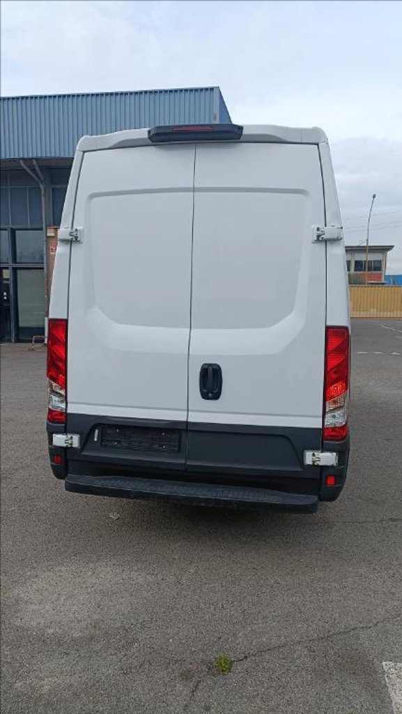 IVECO daily 35 S16 2.3 V LH2 3520 E6d-temp