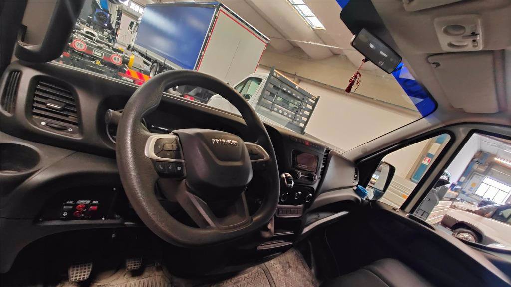 IVECO daily 35 C12 3000 cab. E6