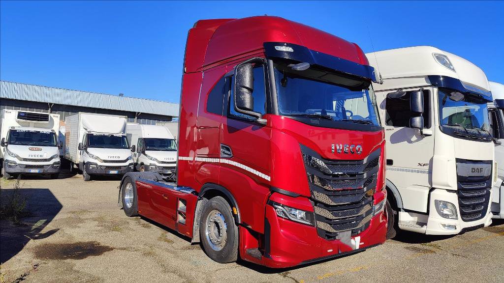IVECO S-Way AS 440.180 4x2 C11 S48T/P hi-tronix
