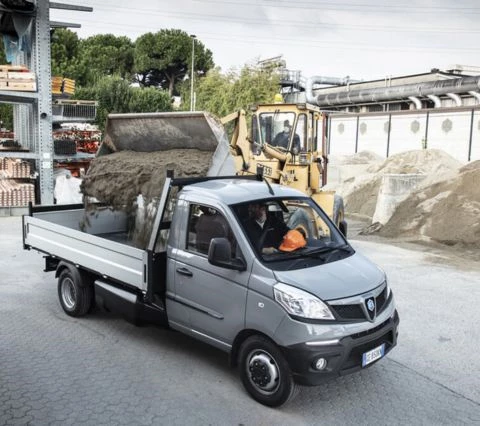 PIAGGIO COM. FIORENTINI 480X426